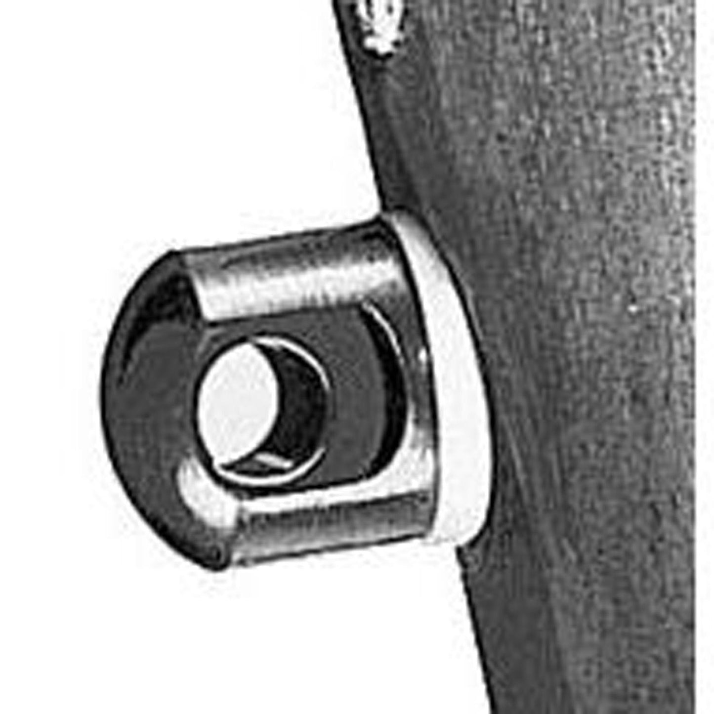 UM25100