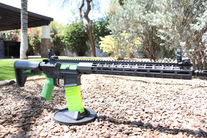 Base Armory Weapon-Grey/Neon Green & Hard Case (Assembled)