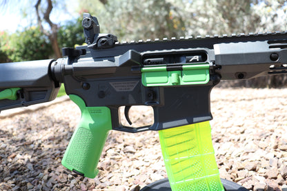 Base Armory Weapon-Grey/Neon Green & Hard Case (Assembled)