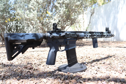 Base Armory Weapon-Urban Arctic & Hard Case (Assembled)