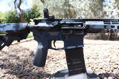 Base Armory Weapon-Urban Arctic & Hard Case (Assembled)