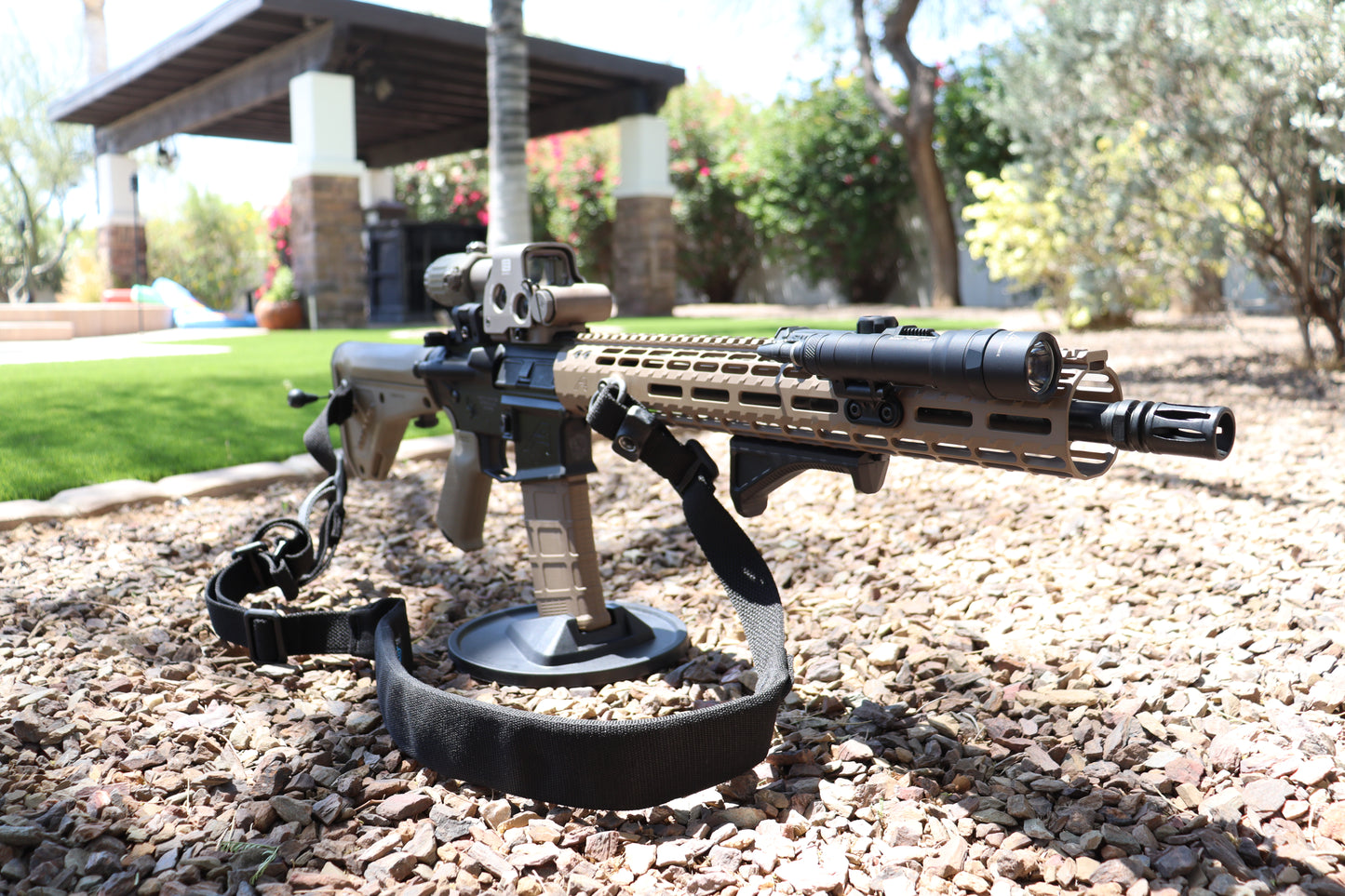 Security Armory Weapon-Black/FDE & Hard Case (Assembled)