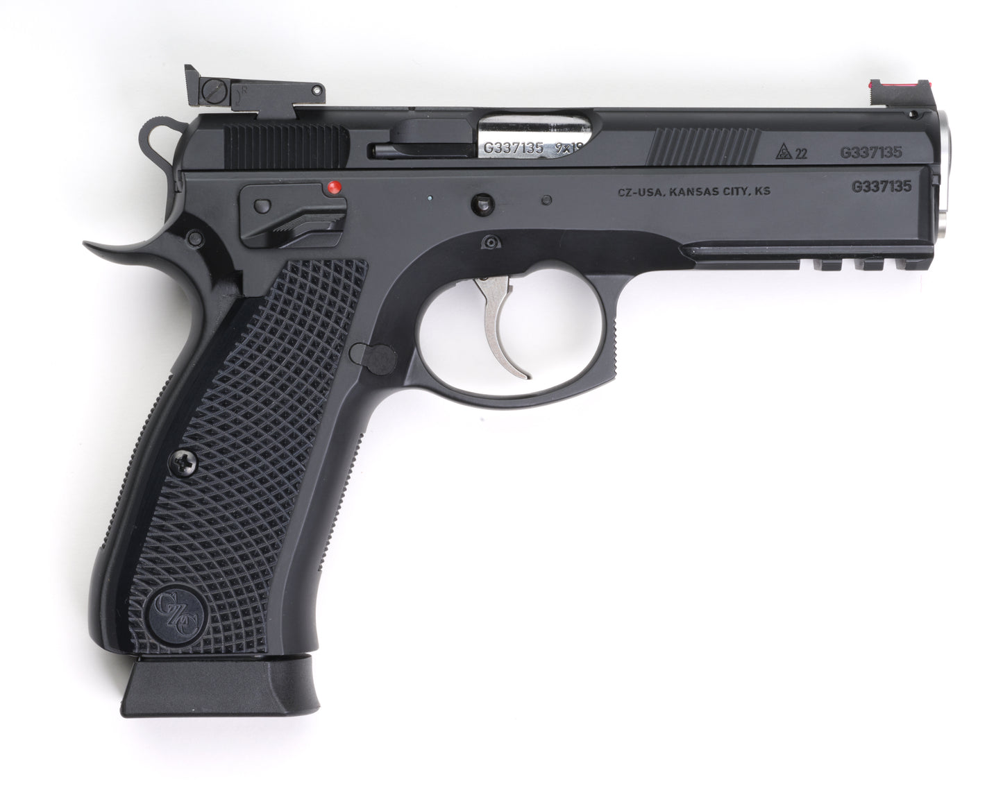 CZ91033